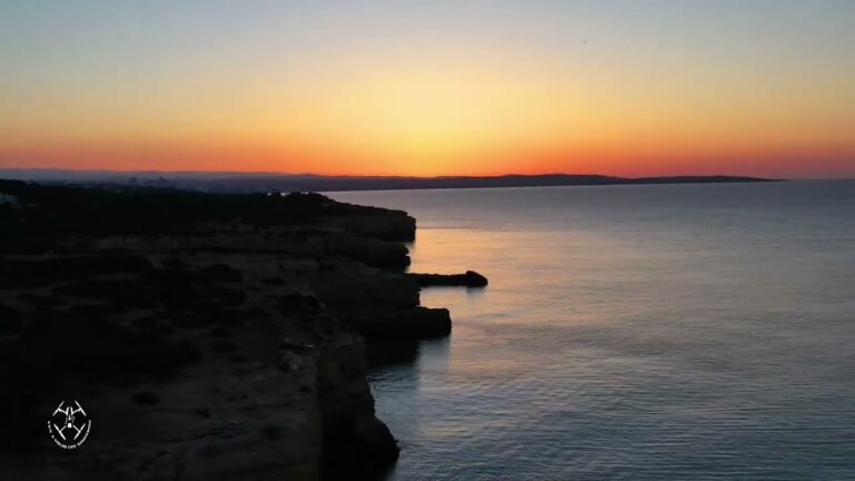 Descubre los Destinos de Ensueño en el Algarve: ¡Un Paraíso de Playas y Paisajes!