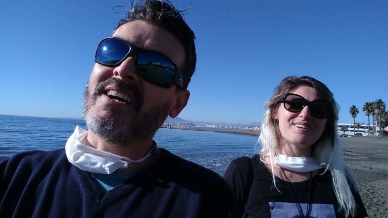 &iexcl;Sum&eacute;rgete en el para&iacute;so del sol en las playas del Palo!