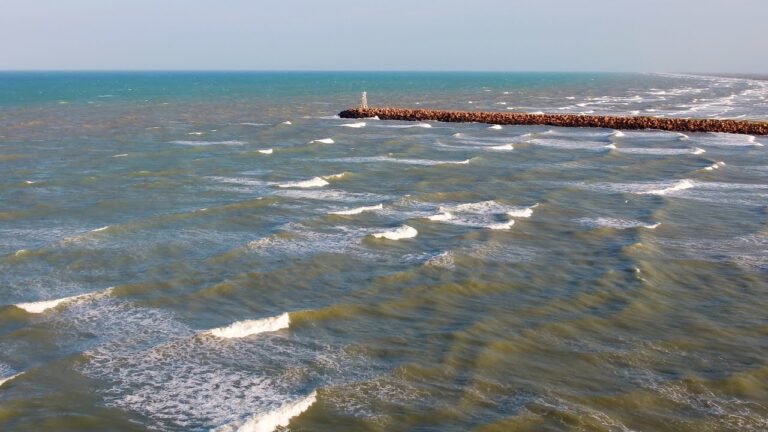 Descubre las Playas Paradis&iacute;acas de la Marina: Un para&iacute;so de ensue&ntilde;o
