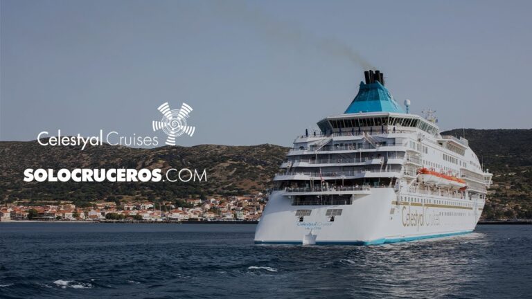 Descubre el para&iacute;so costero en las playas de Atenas y rel&aacute;jate