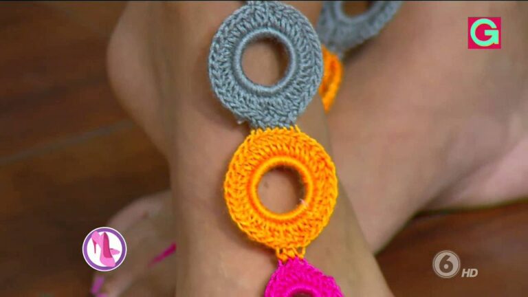 Las chanclas de moda este verano para lucir en la playa