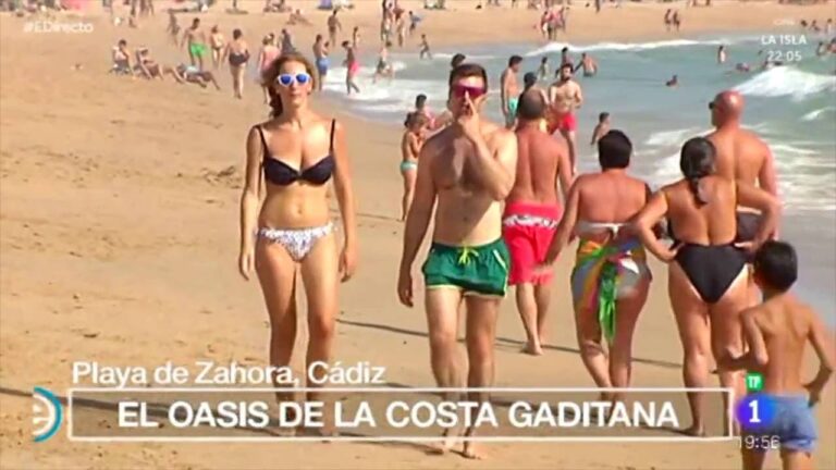 Descubre las Mejores Playas de Zahora: Paraísos de Arena y Mar