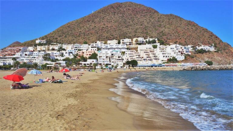Descubre las paradisíacas playas de San José: ¡tu paraíso playero!