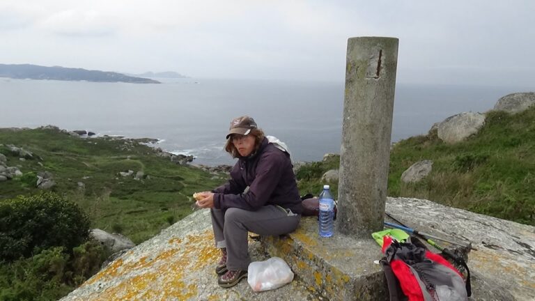 Descubre la majestuosidad de la Playa de Cabo Udra: un para&iacute;so costero