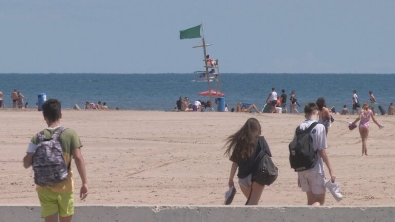 Descubre las increíbles playas de Valencia con bandera azul