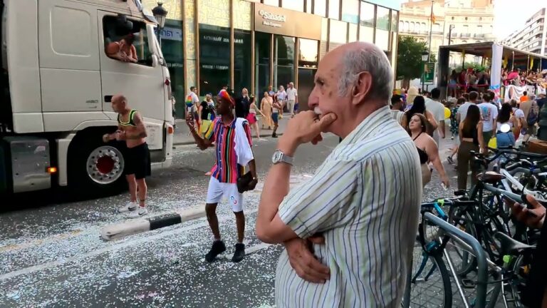 Descubre las mejores playas LGBT en Castellón: ¡disfruta del sol y la diversidad!