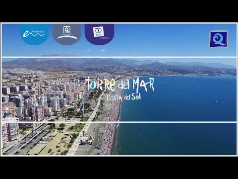 Desl&uacute;mbrate en las paradis&iacute;acas playas de Torre del Mar