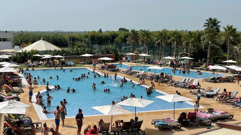 Sum&eacute;rgete en el verano: disfruta de las playas del Ebro