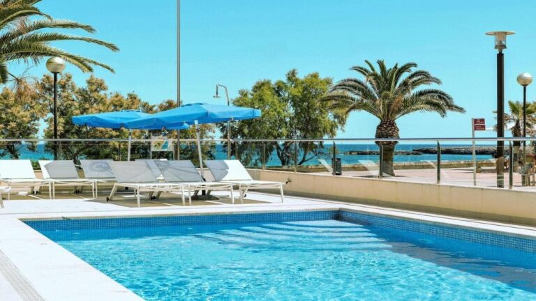 Descubre las impresionantes playas de Can Picafort y explora su hermosa costa