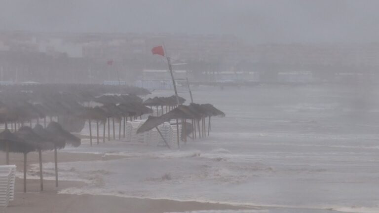 ¡Descubre el estado de las playas en Valencia hoy!