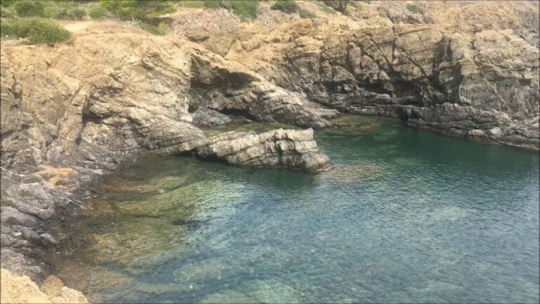 Descubre las mejores playas para disfrutar del sol y la arena en Llan&ccedil;&agrave;