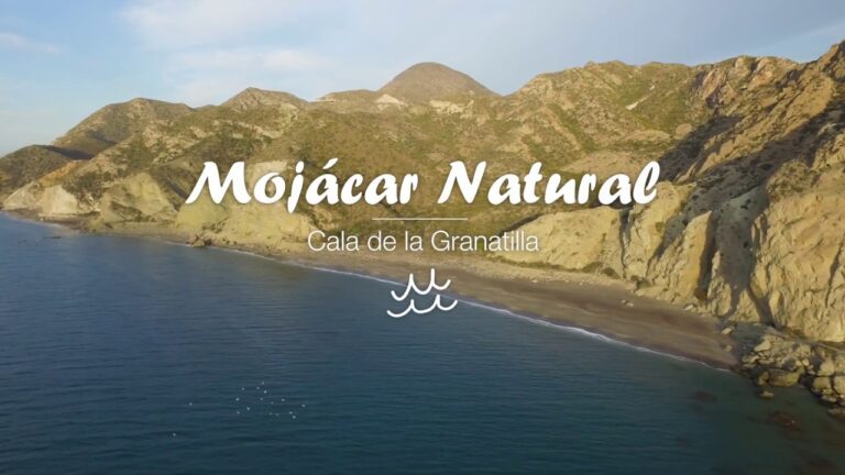 Descubre la magia de las playas de Mojácar: ¡Exploración sin límites!