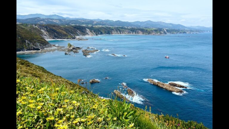 Descubre la mágica costa asturiana: un paraíso natural