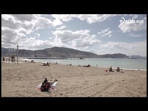 Descubre la fusi&oacute;n perfecta: Arena y mar en Bakio