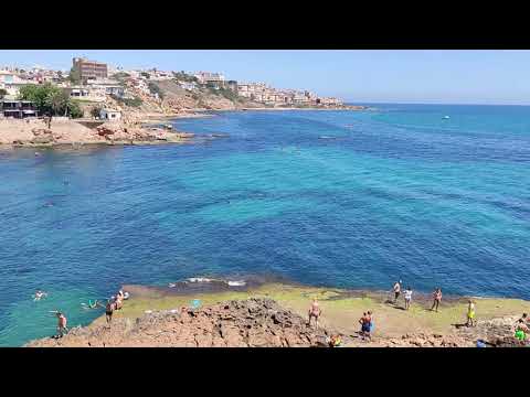 Descubre la guía definitiva de playas en Cabo Roig: ¡Paraísos costeros imprescindibles!