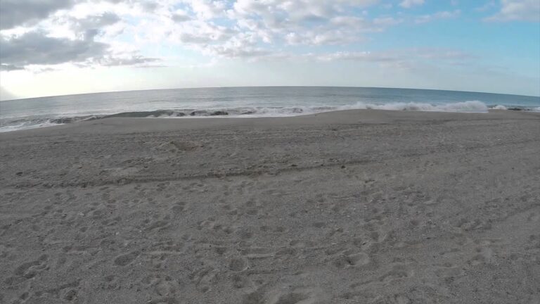 Descubre las inigualables playas de Hospitalet de l'Infant