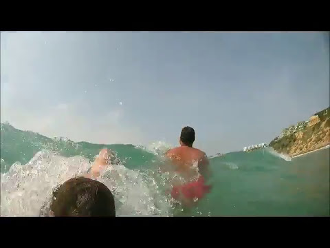 Desl&uacute;mbrate con la belleza natural de las playas de Los Locos