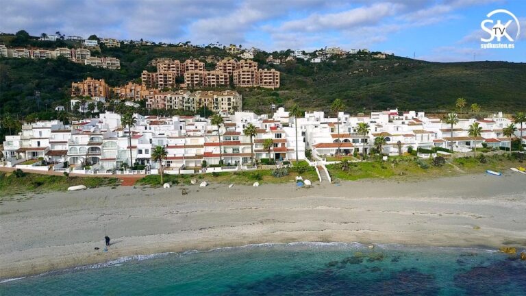 Descubre las playas de ensueño en Villajoyosa: un paraíso en la costa
