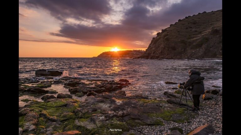 Descubre las paradis&iacute;acas playas v&iacute;rgenes de Granada: &iexcl;una experiencia inolvidable!