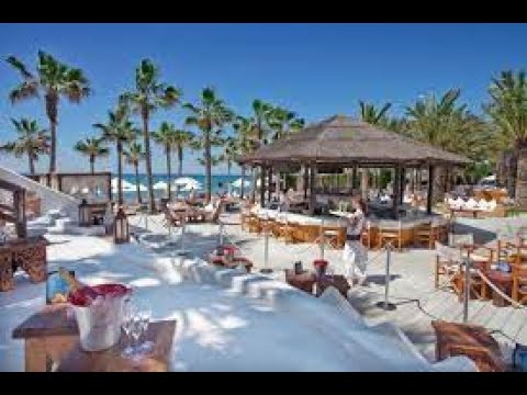 Descubre los mejores chiringuitos en las playas de Elviria
