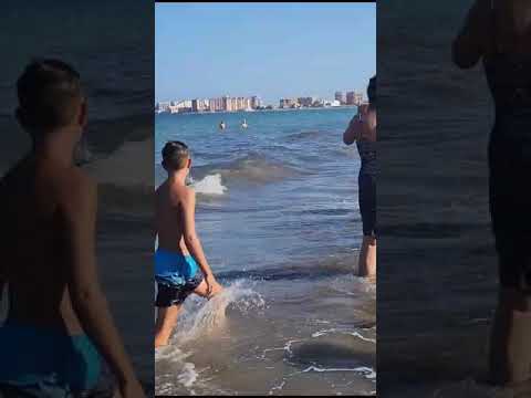 Descubre las paradisíacas playas de arena blanca en La Manga