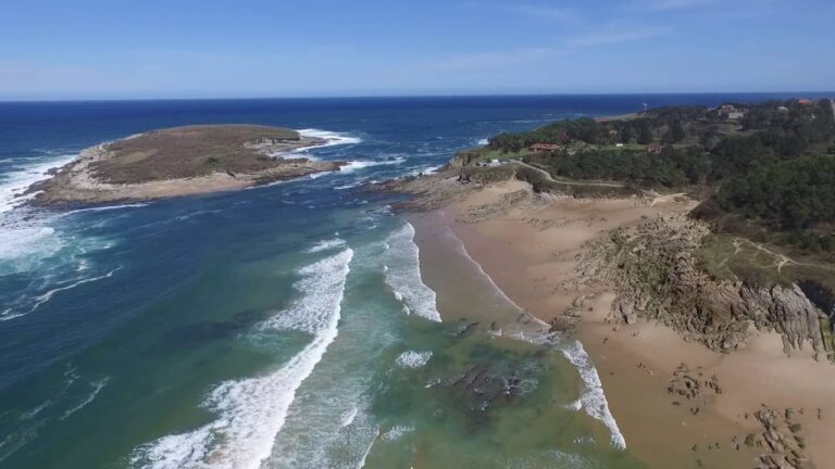 Descubre las playas más populares en Cantabria: un paraíso costero que te dejará sin aliento